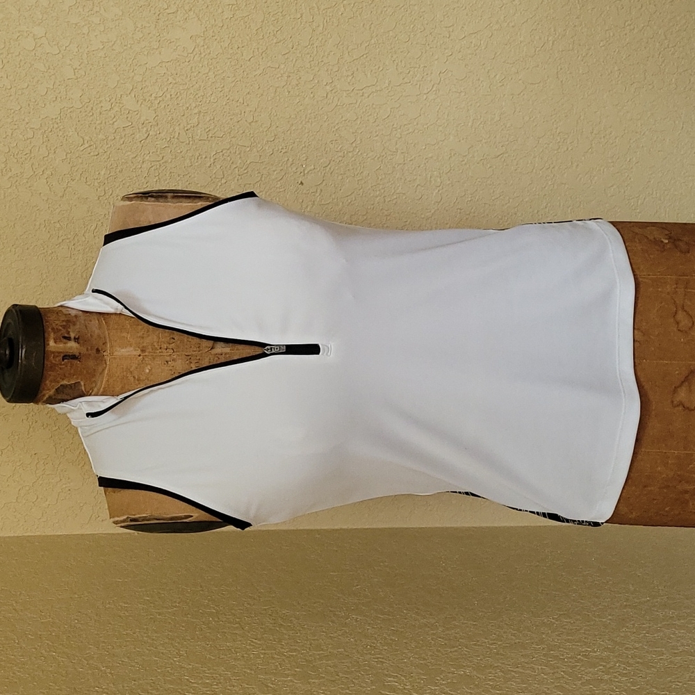 Women’s Callaway Sleeveless Black/white Golf Shirt Size S